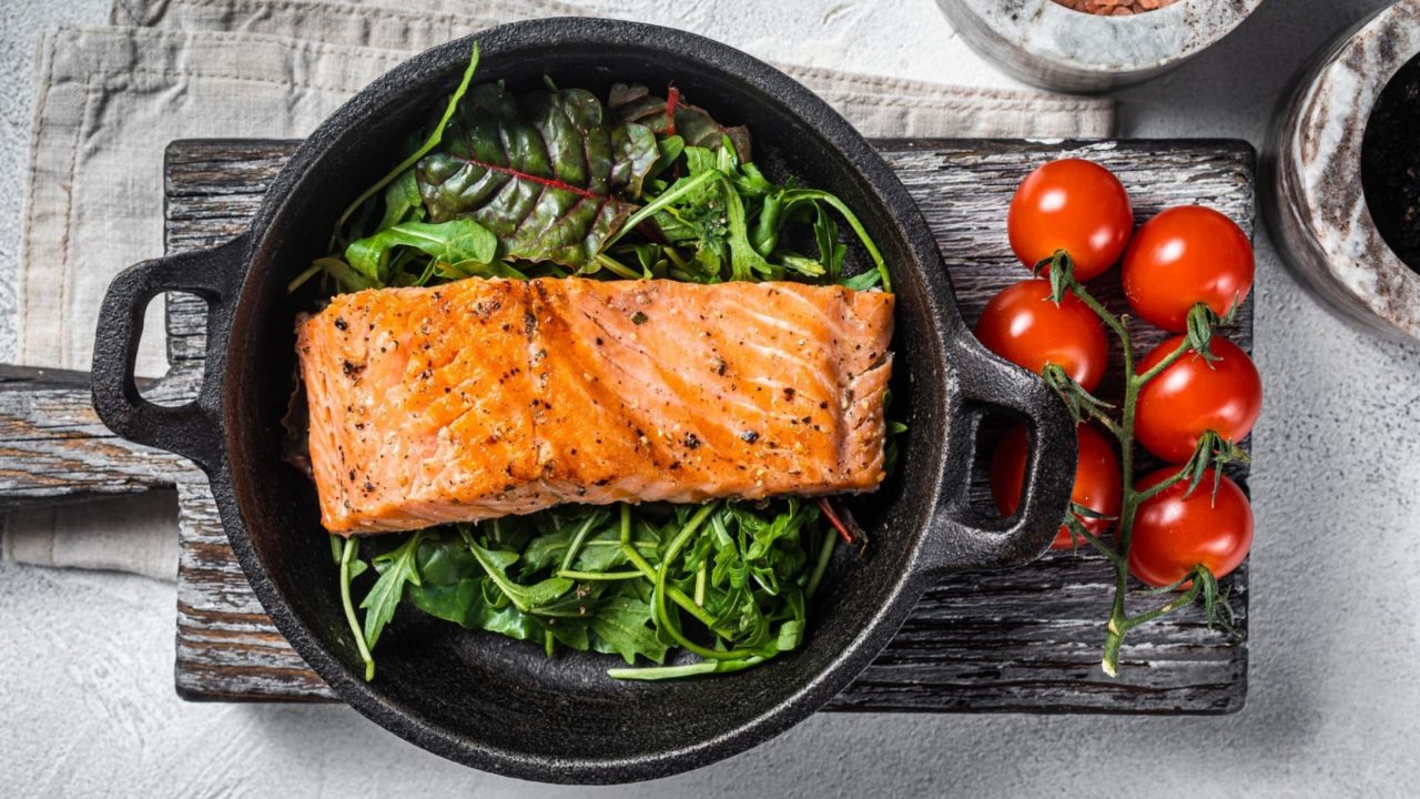 Salmão ou tilápia: qual peixe é mais nutritivo e saudável? - 10/02/2021 -  UOL VivaBem