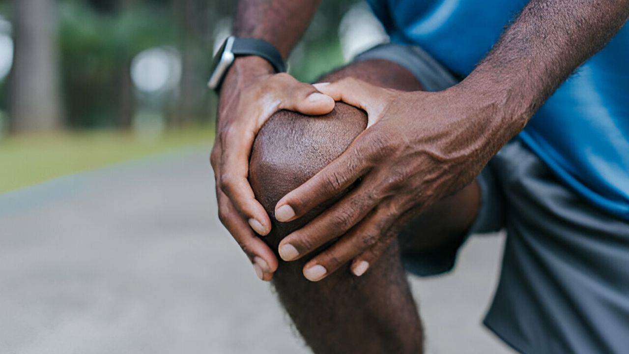 dor no joelho ao agachar