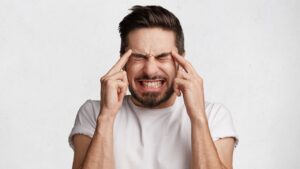 Prevenção da dor de cabeça na testa