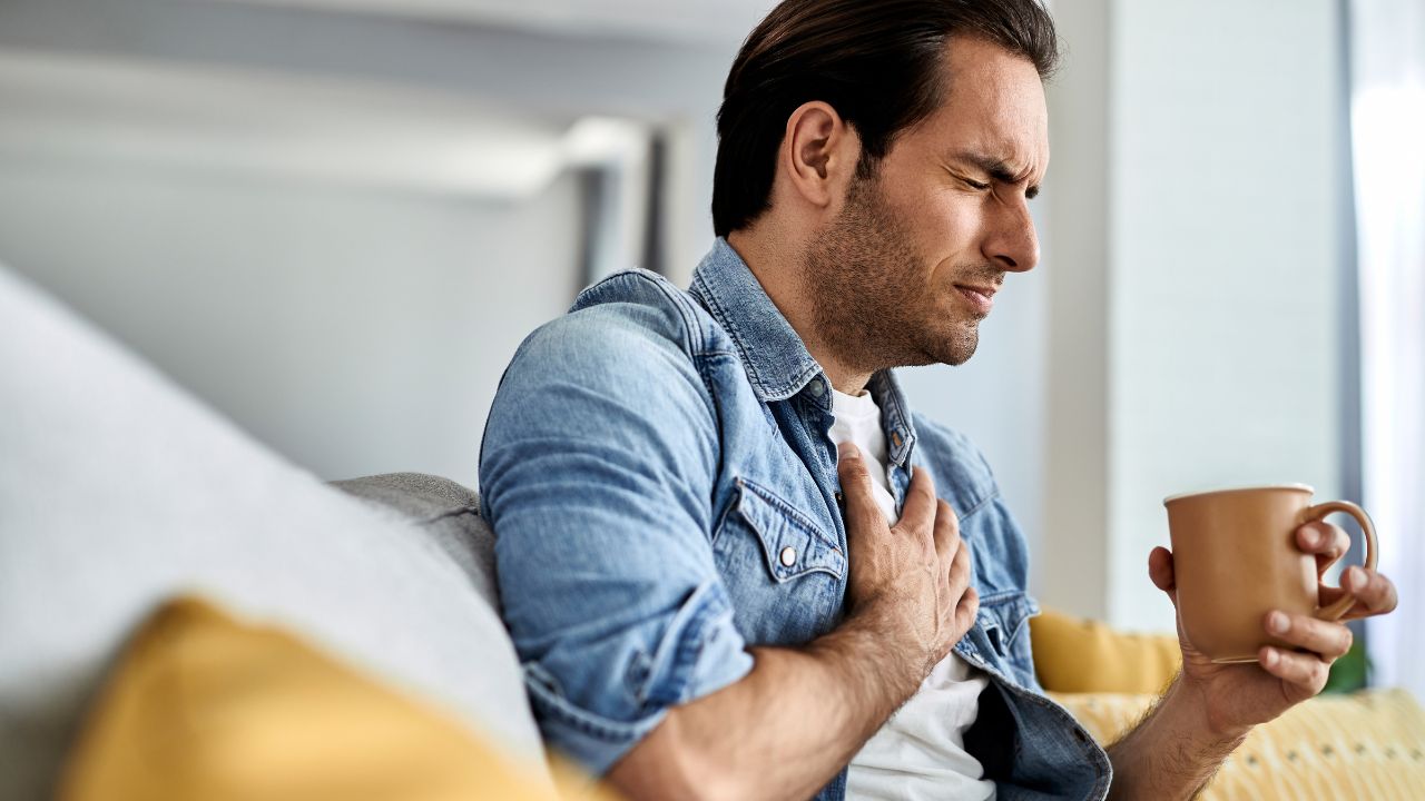 Principais causas da dor no coração Principais causas da dor no coração