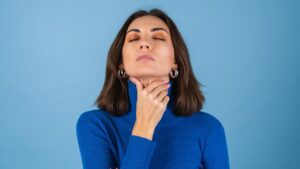 Abscesso na garganta