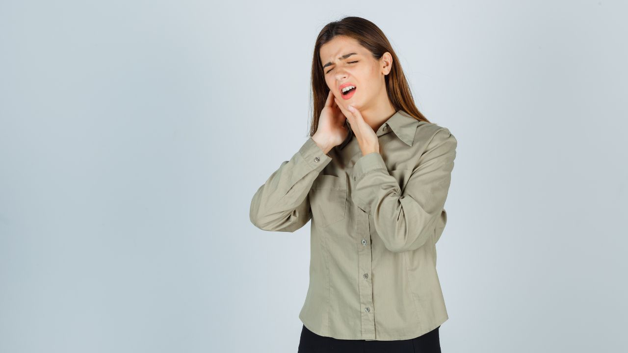 Sintomas da afta no céu da boca