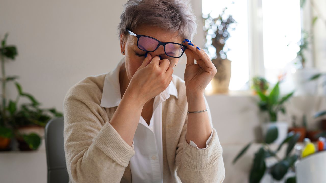 como aliviar a coceira nos olhos como aliviar a coceira nos olhos