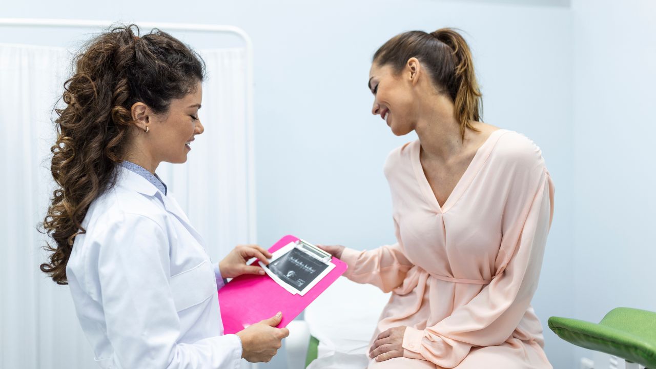 Quem deve fazer exames hormonais femininos Quem deve fazer exames hormonais femininos